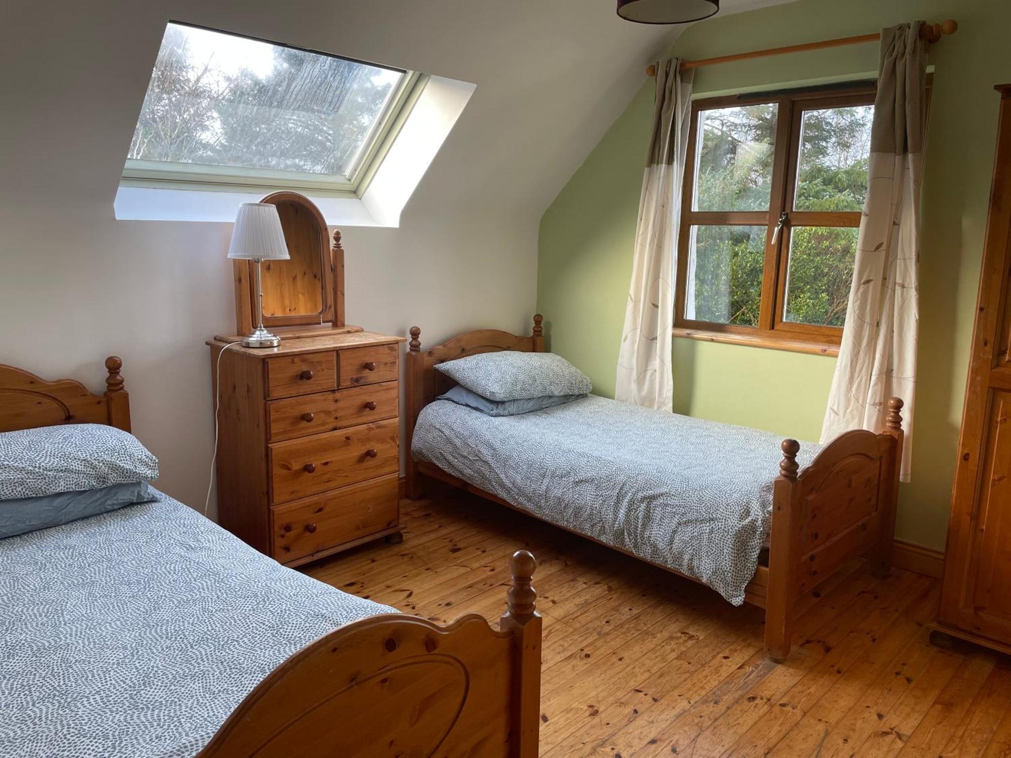 Letterfrack Farm Cottage In Village On A Farm Beside Connemara National Park Εξωτερικό φωτογραφία